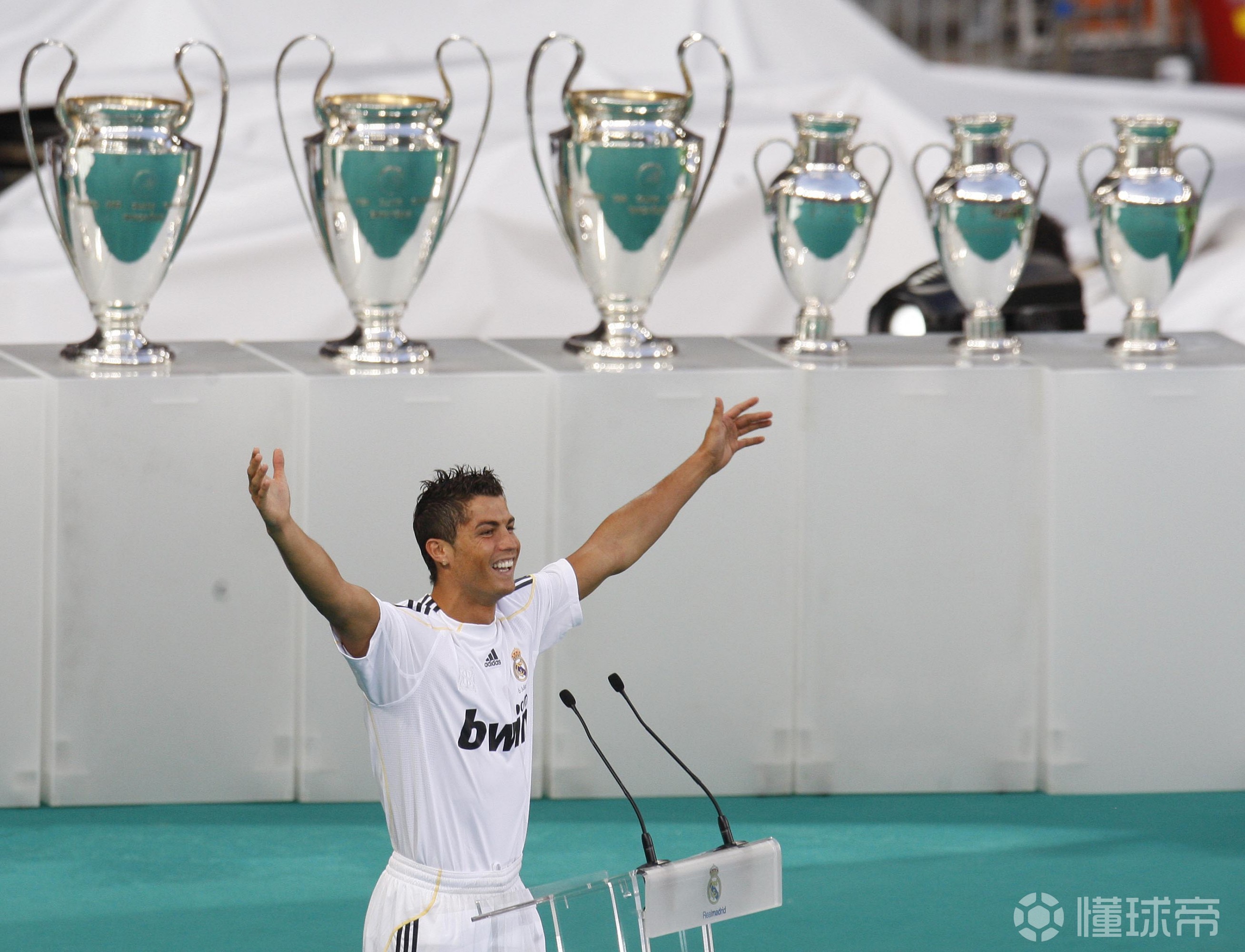 九游游戏中心-包含内马尔新星大比分获胜表现突出，皇家马德里前途光明！再创辉煌时刻的词条