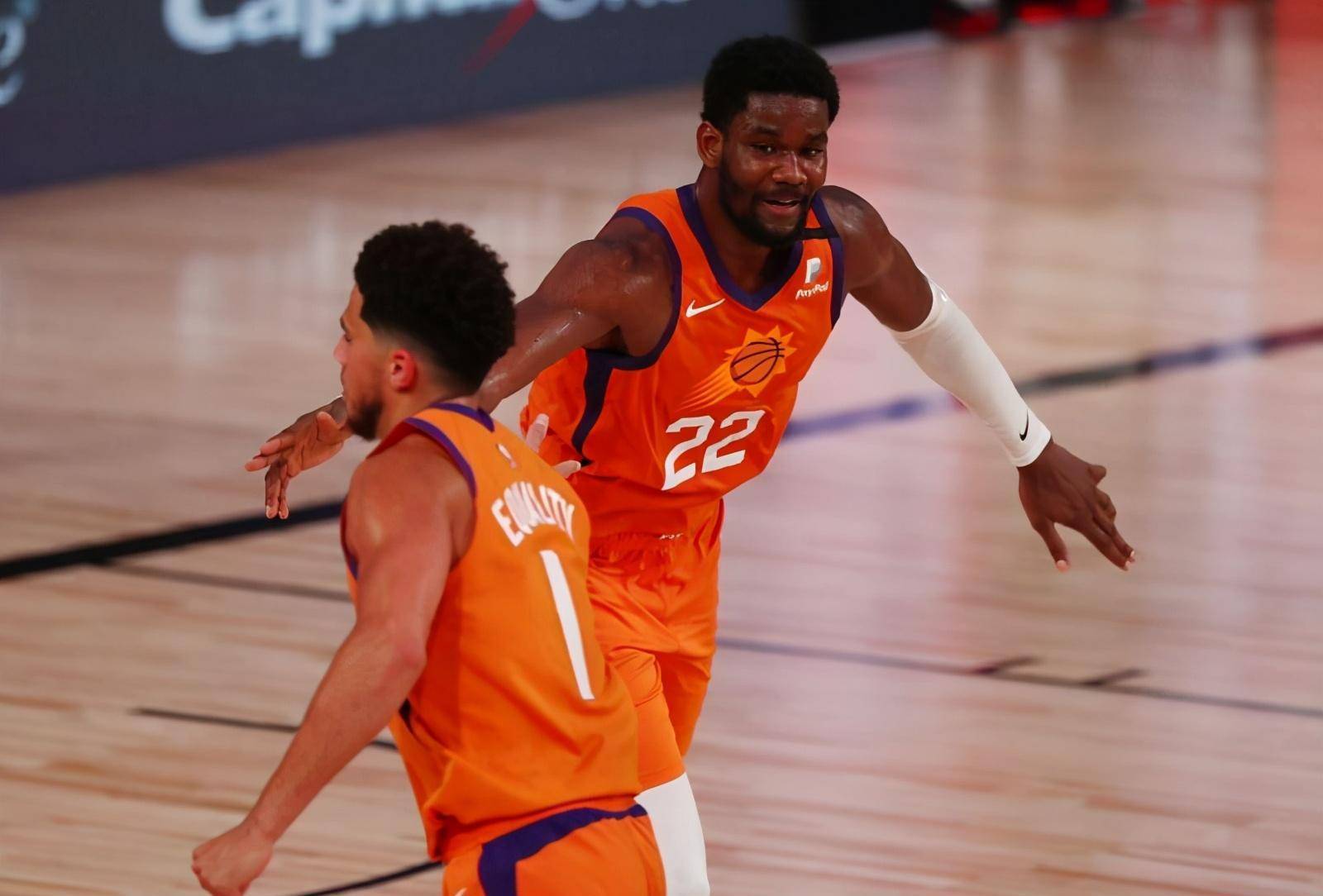 全明星赛赛程吃紧；菲尼克斯太阳今晚更衣室发声；信心回归；赛程密集仍需轮换的简单介绍