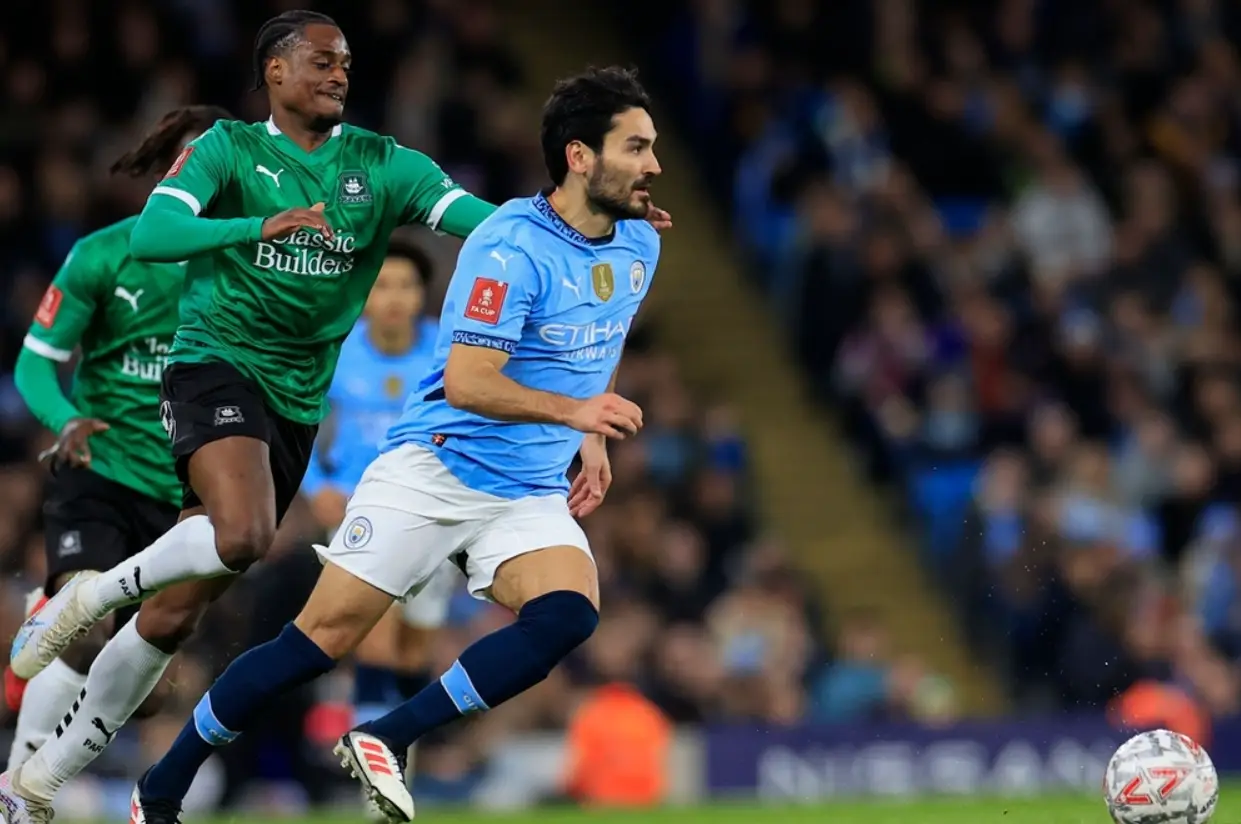 九游游戏中心-今晨里昂备战足总杯，状态回暖细节曝光，悬念犹存，赛季目标并未改变(法甲里昂足球最新消息)