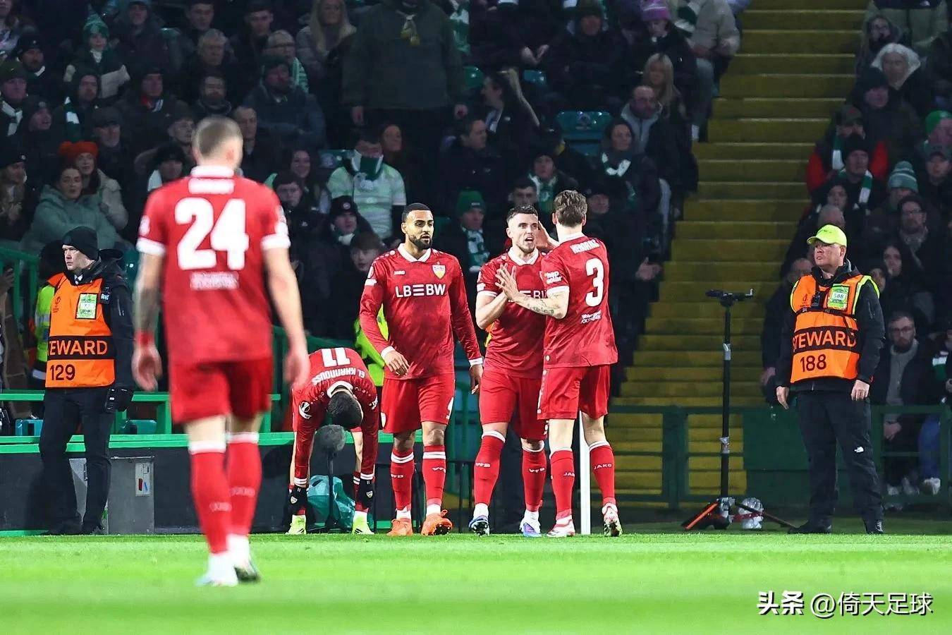 包含重磅！亚特兰大围绕欧联状态回暖利物浦战术微调备战德甲，关键时刻门兴格拉德巴赫队长鼓劲的词条